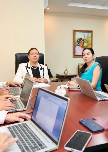 El Salvador fortalece cooperación de EEUU en favor de la diáspora