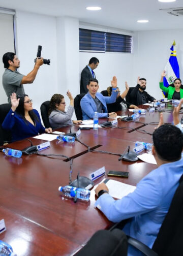 Diputados respaldan iniciativa para otorgar reconocimiento a personal de misión humanitaria en Venezuela