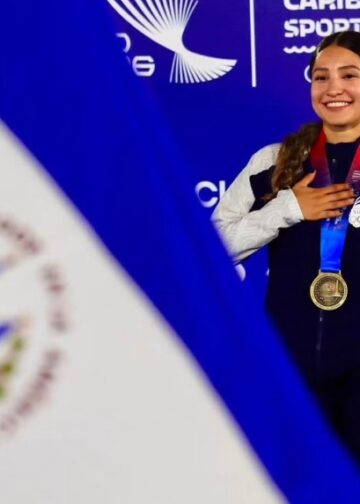Ivonne Nóchez vuelve a hacer historia y celebra su medalla de oro para El Salvador