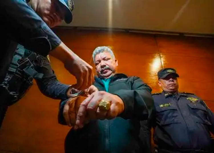 Ordenan juicio contra expresidente de BANDESAL Juan Pablo Durán