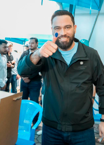 Mario Durán participa en elecciones internas de Nuevas Ideas