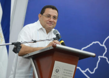 Ministro Rolando Castro reconoce la labor solidaria de la Unidad Sindical Salvadoreña