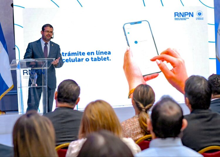 Facilitan renovación y reposición de DUI para salvadoreños en Estados Unidos a través de plataforma en línea