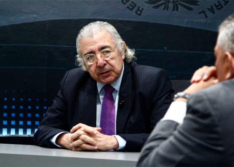 Ronal Umaña vuelve a mencionar un golpe de Estado para lograr un cambio de gobierno