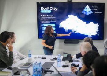 Empresarios alemanes exploran oportunidades de inversión en el turismo de El Salvador