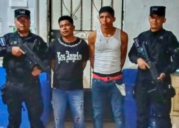 Dos capturados por golpear a un hombre durante fiesta bailable