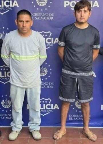 Cayeron en el punto de encuentro: capturan a dos acusados de extorsionar a una mujer