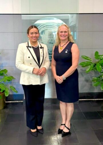 El Salvador y Estados Unidos revisan agenda bilateral en favor de la diáspora salvadoreña