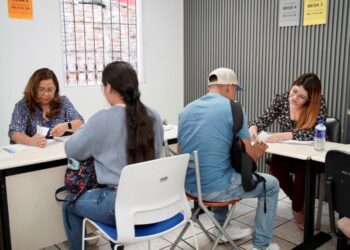 Extrabajadores del Hospital Rosales comienzan proceso de indemnización