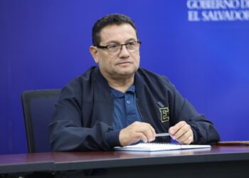 Agiliza indemnización de extrabajadores del Hospital Rosales por más de $10 millones