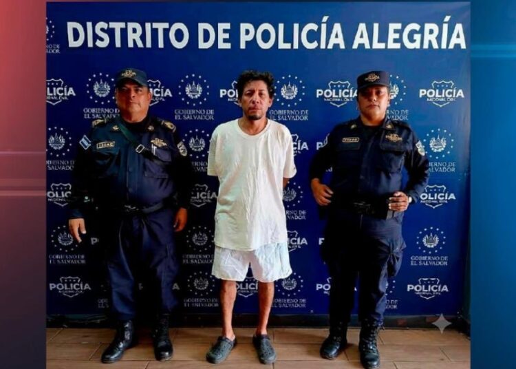 Capturan a hombre que lesionó a un hombre con un machete mientras se emborrachaban