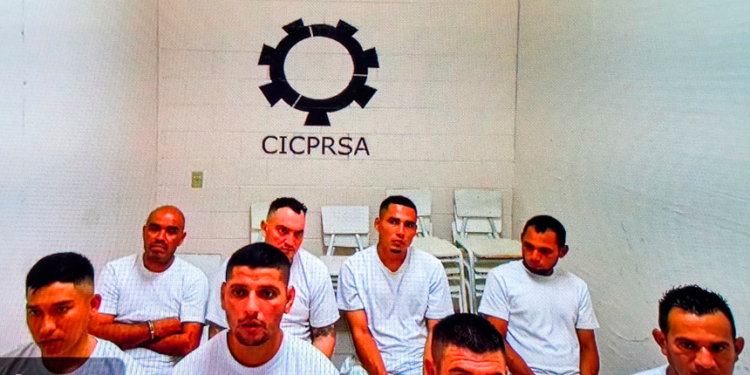 Cerca de 50 pandilleros enfrentan audiencia única en San Salvador