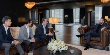 Empresa mexicana 50 Doctors anuncia llegada a El Salvador