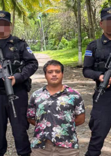 Capturan a hombre con media libra de marihuana en La Libertad