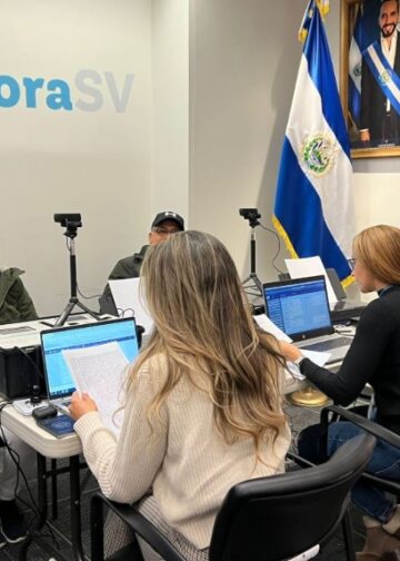Patricia Godínez invita a la diáspora salvadoreña en EE. UU. a la inauguración de nuevos servicios de DUI