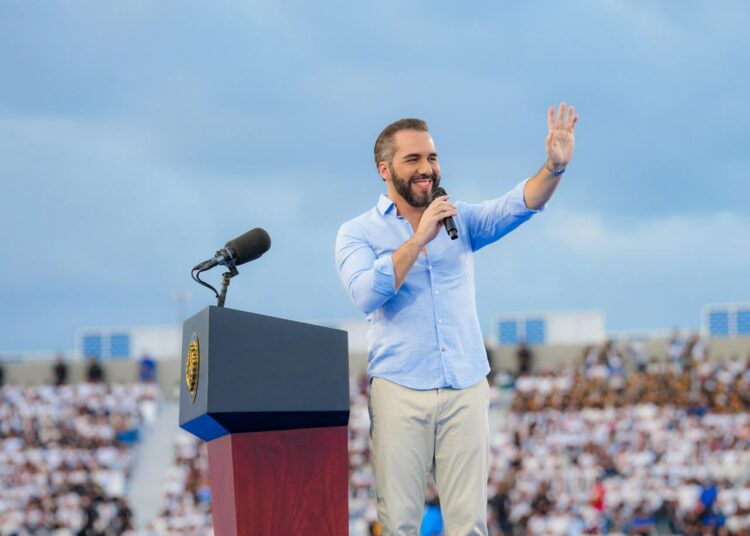 “Nuestros jóvenes lo único que necesitan es una oportunidad”: Nayib Bukele