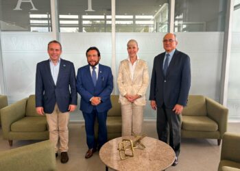 Vicepresidente Félix Ulloa fortalece relaciones bilaterales durante visita oficial a Colombia