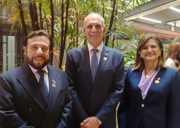 Vicepresidente Félix Ulloa impulsa la articulación entre El Salvador, Guatemala y Honduras