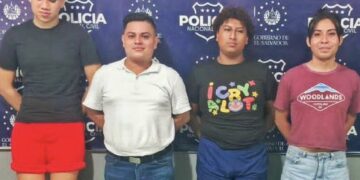 Capturan a sujetos que se fueron a los puños en alrededores de una discoteca en Sonsonate