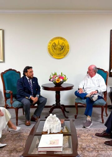 El Salvador proyecta sus avances institucionales ante la comunidad jurídica internacional