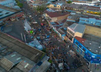 San Salvador inicia una nueva etapa de reordenamiento con la intervención de 1,500 puestos