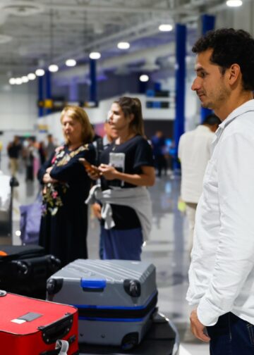 Hermanos lejanos regresan al país para disfrutar de las fiestas agostinas