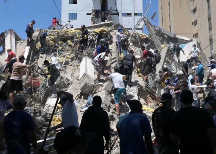 Colombia eleva a 219 la cifra de fallecidos tras devastador terremoto