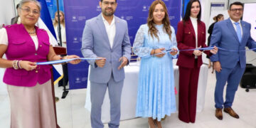Más de 236,000 salvadoreños se beneficiarán con nuevas máquinas de impresión de DUI en EE.UU.