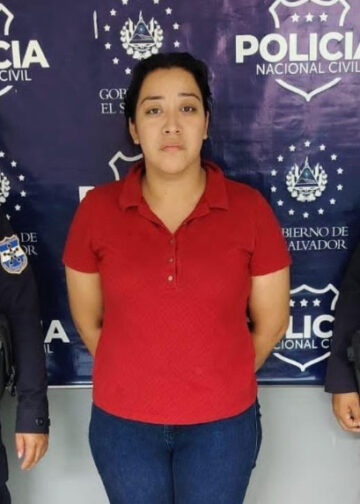 Capturan en Sonsonate a mujer vinculada a una estructura criminal
