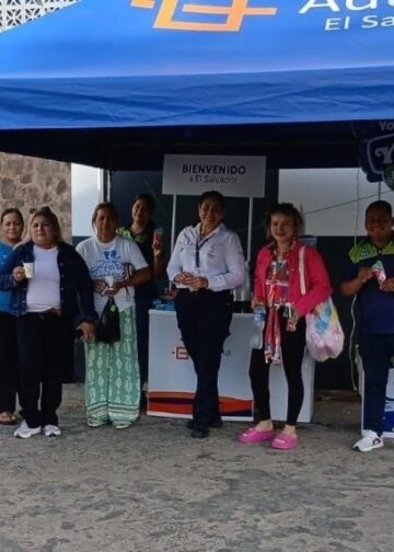 Viajeros reciben atención especial en fronteras gracias al operativo de Aduanas y empresas Operador Confiable