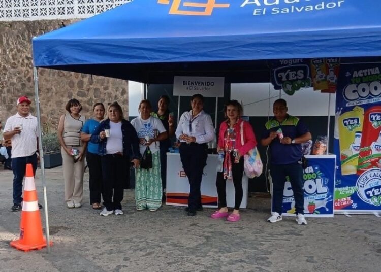 Viajeros reciben atención especial en fronteras gracias al operativo de Aduanas y empresas Operador Confiable