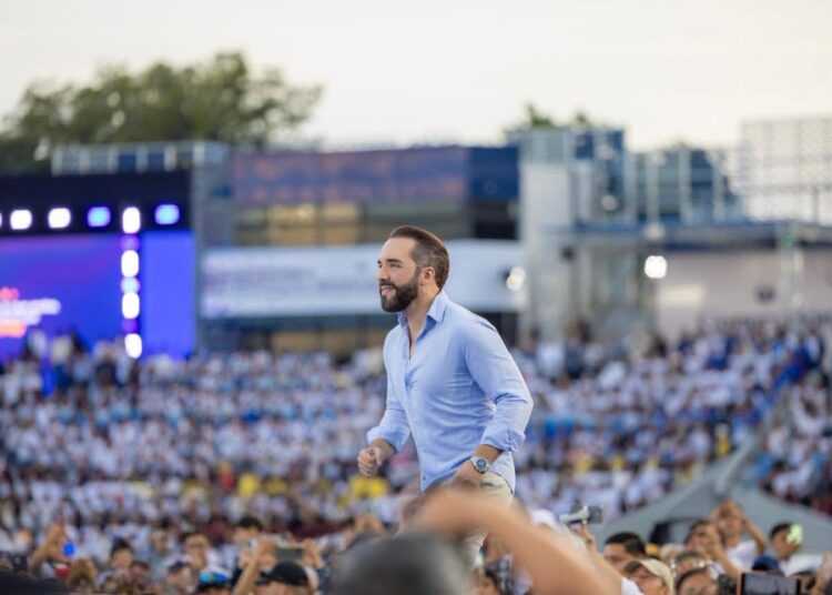Presidente Nayib Bukele: “La seguridad nos devolvió la paz. Ahora ustedes con la educación nos van a ganar el futuro”