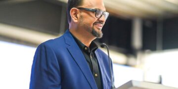 Más del 52 % de santanecos estaría dispuesto a reelegir a Gustavo Acevedo, según estudio
