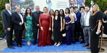 Patricia Godínez destaca el orgullo salvadoreño durante gala en Nueva York