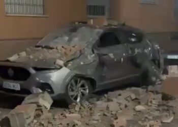 Fuerte sismo de 5 grados sacude España y provoca daños en infraestructura