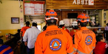 Inspeccionan negocios de alimentos en zonas turísticas del país