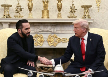 Estados Unidos destaca alianza económica con El Salvador y anuncia interés en realizar cumbre bilateral
