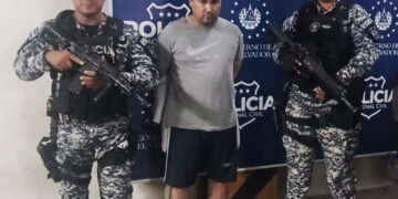 Hombre es capturado tras ser acusado de asesinar a su pareja durante una discusión