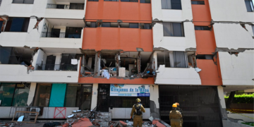 Terremoto de magnitud 7,4 deja 321 fallecidos y 257 desaparecidos en Colombia