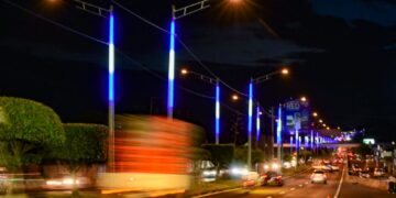 Gobierno ilumina la carretera de Oro