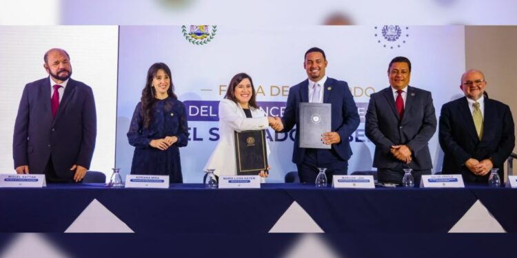 Gobierno firma acuerdo con Belice para aumentar exportaciones