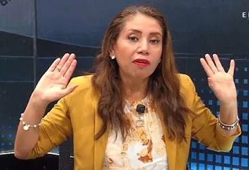 Bethy Arana deja candidatura del FMLN y cuestiona ataques tras elección interna