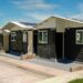 Vivienda prueba nuevo modelo de casas ecológicas con paneles solares y materiales reciclados
