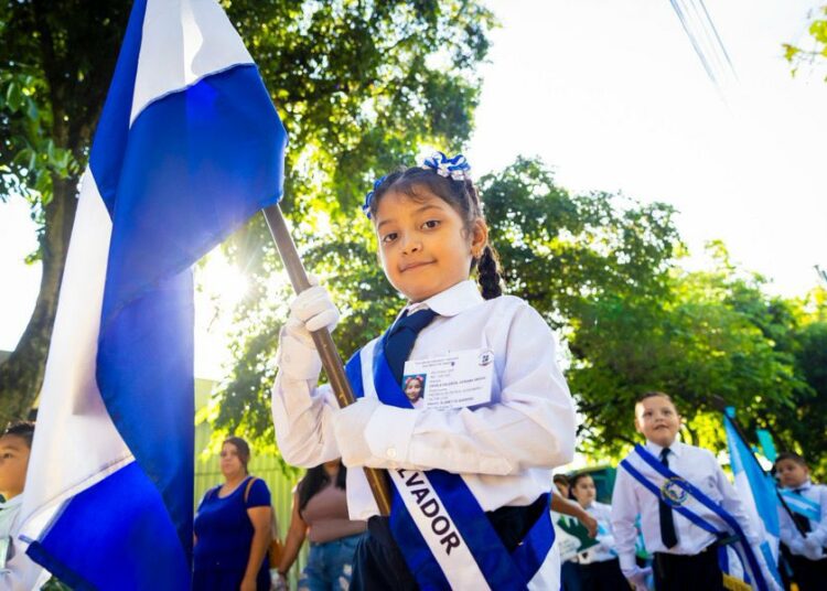 Primera Dama invita a disfrutar del desfile nacional de la Primera Infancia