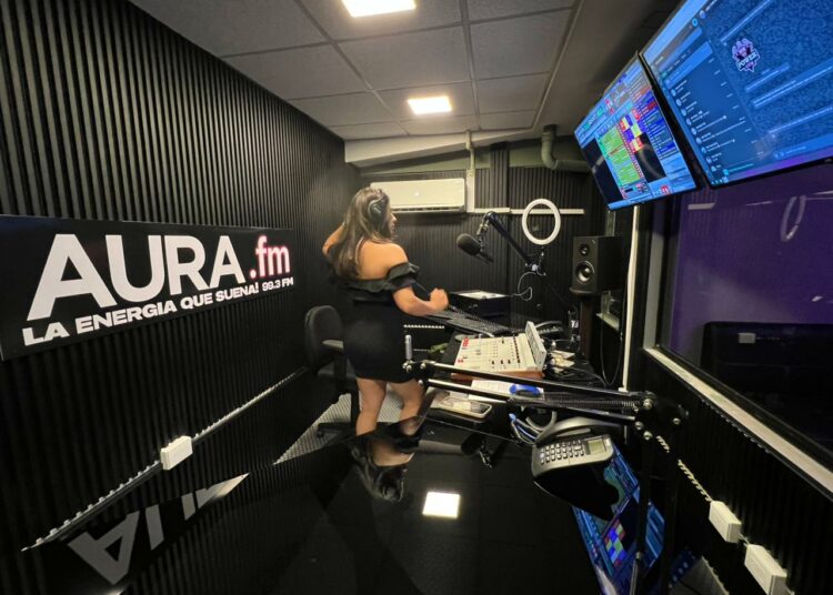 AURA.FM apuesta por la música electrónica con cobertura nacional desde el 99.3 FM