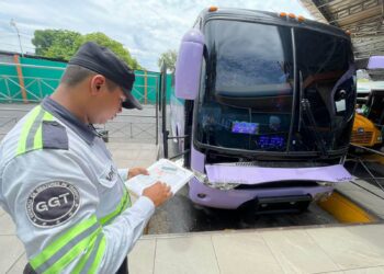 Ejecutan controles de alcoholemia a motoristas del transporte colectivo