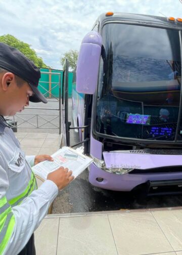 Ejecutan controles de alcoholemia a motoristas del transporte colectivo