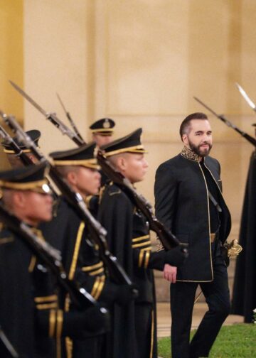 Presidente Bukele rinde homenaje a prócer Francisco Morazán