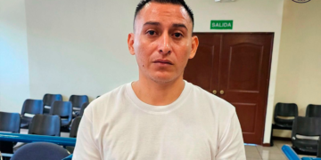 Condenan a cinco años de prisión a hombre que vendió vehículo alquilado