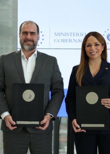 ESIAP y Gobernación fortalecen la profesionalización de servidores públicos mediante alianza estratégica